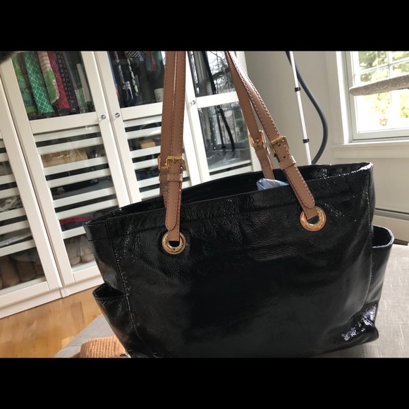 Michael Kohrs Patent Leather Tote - Picture 4 of 7